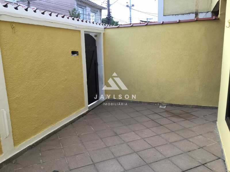Apartamento Duplex em Anchieta