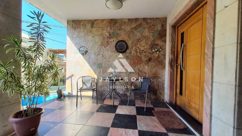 Casa Duplex em Vila da Penha