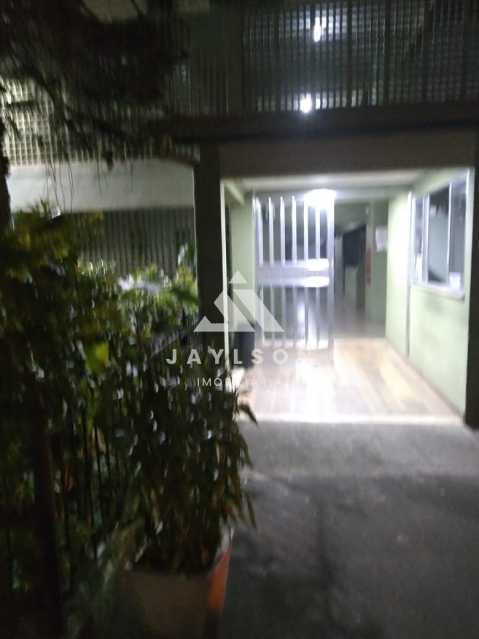 Apartamento em Glória