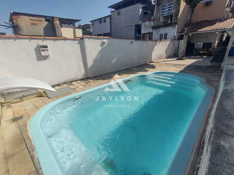 Casa Duplex em Vigário Geral