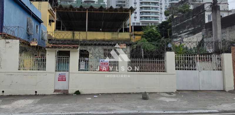 Casa em Jardim Vinte e Cinco de Agosto
