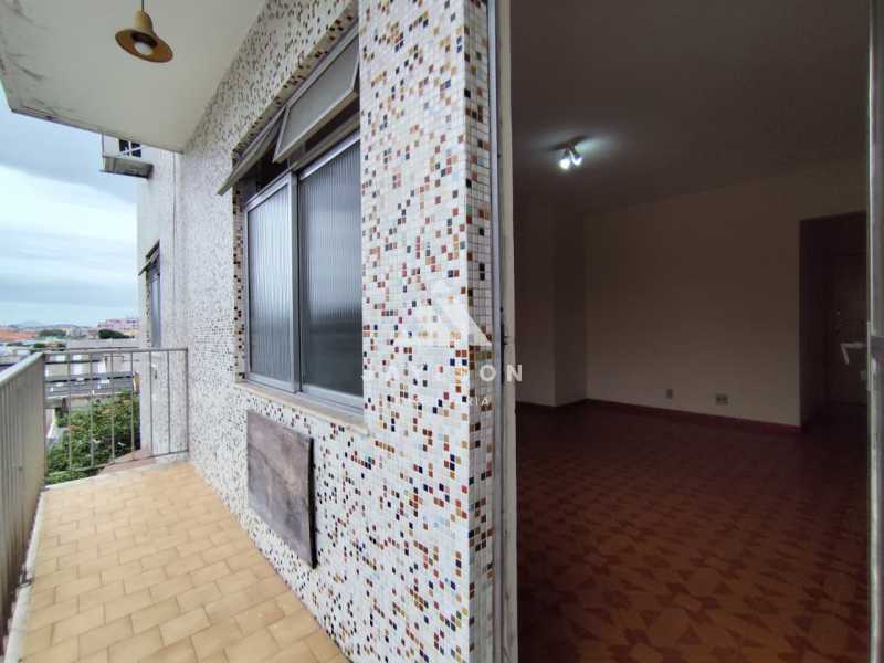 Apartamento em Penha Circular