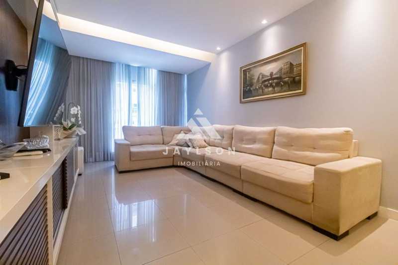 Apartamento Duplex em Copacabana